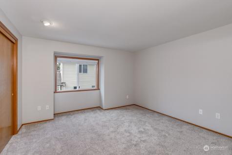 1327 149th Place Sw Lynnwood WA 98087