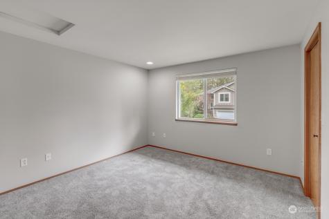 1327 149th Place Sw Lynnwood WA 98087