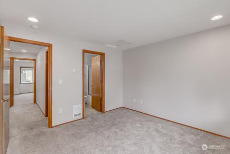 1327 149th Place Sw Lynnwood WA 98087
