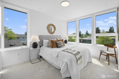 8831 Wallingford Avenue N Seattle WA 98103