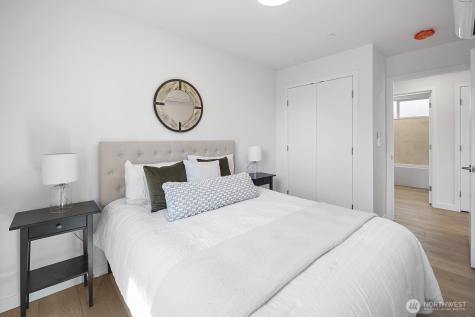8831 Wallingford Avenue N Seattle WA 98103