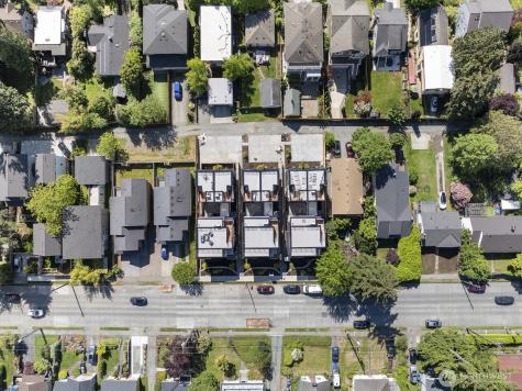 8831 Wallingford Avenue N Seattle WA 98103