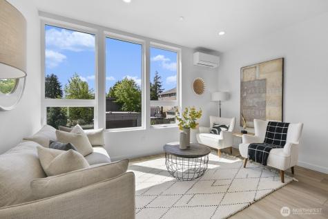 8831 Wallingford Avenue N Seattle WA 98103