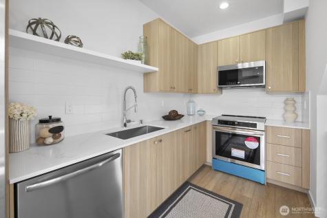 8831 Wallingford Avenue N Seattle WA 98103