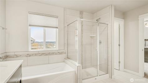 20601 93rd Place S Kent WA 98031