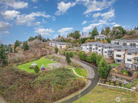 20601 93rd Place S Kent WA 98031