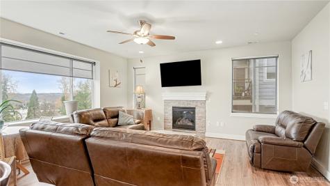 20601 93rd Place S Kent WA 98031