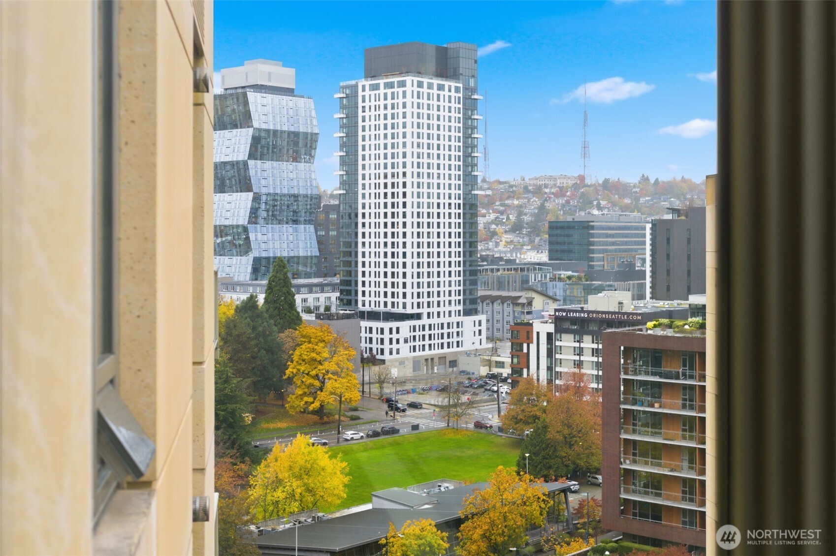900 Lenora Street Seattle WA 98121