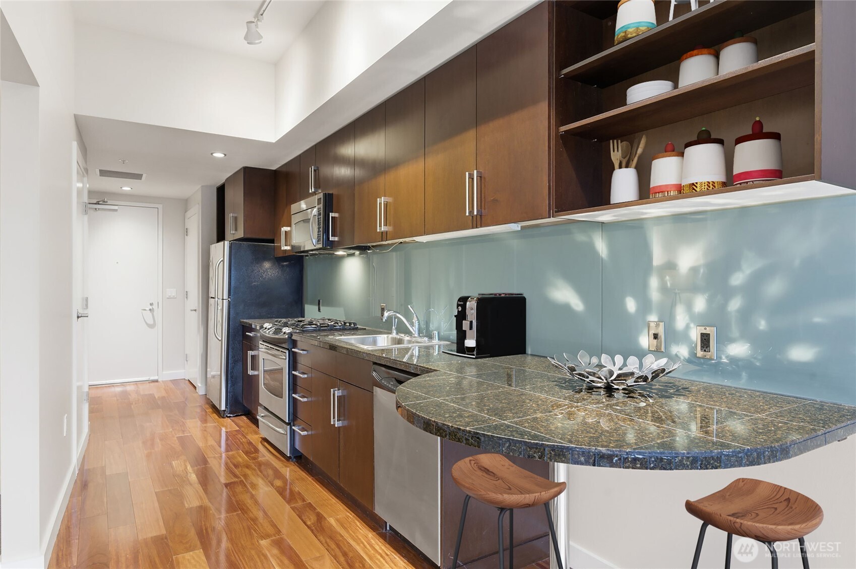 900 Lenora Street Seattle WA 98121
