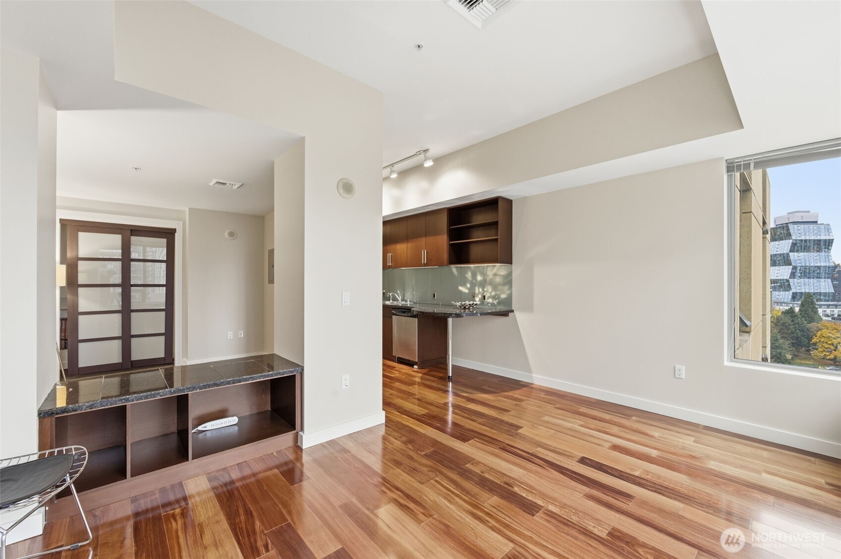 900 Lenora Street Seattle WA 98121