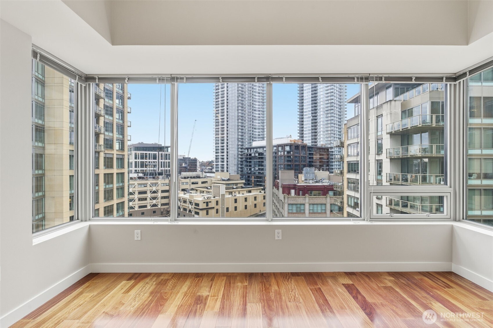900 Lenora Street Seattle WA 98121