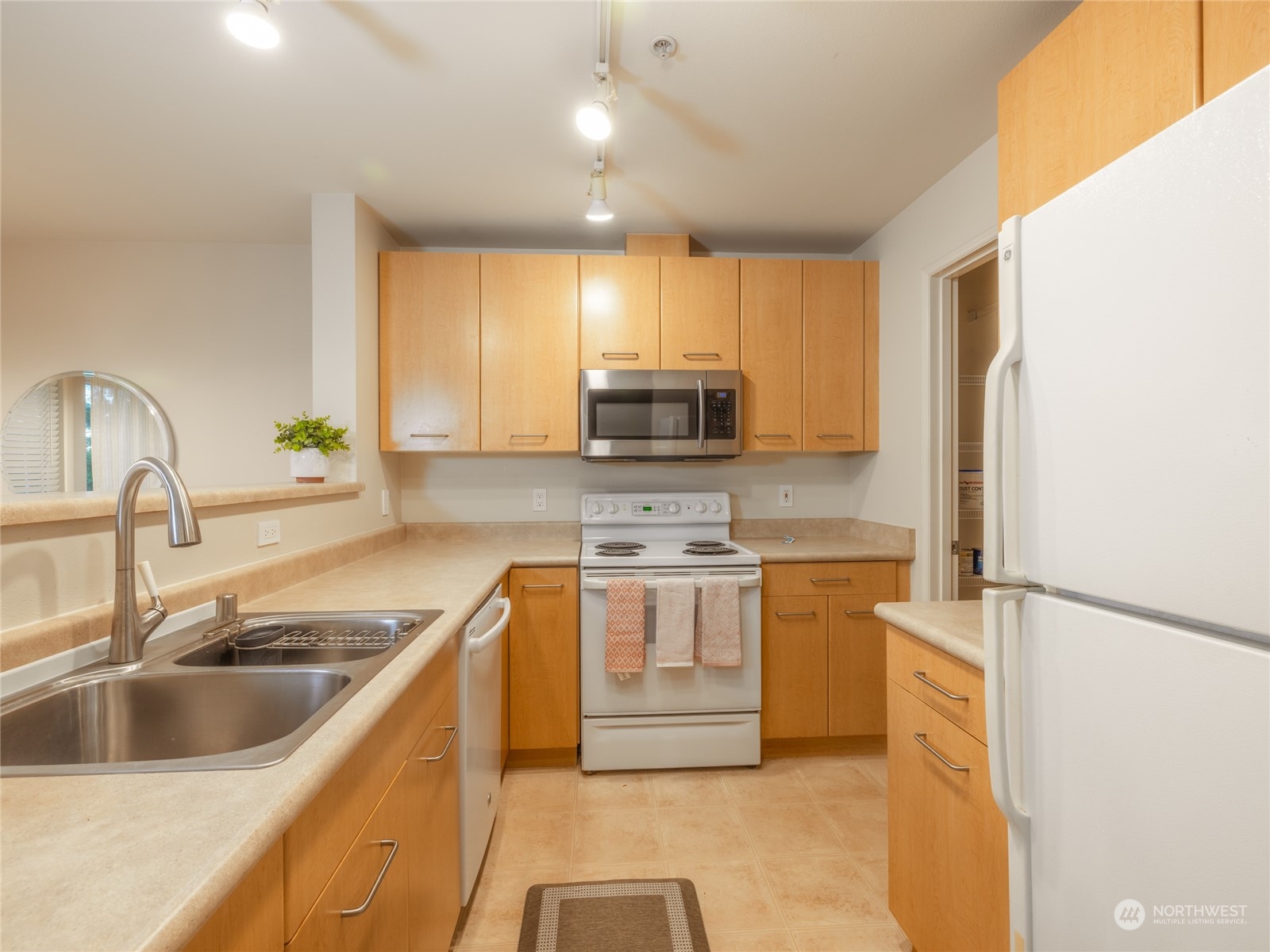 710 SE 240th Way Sammamish WA 98074