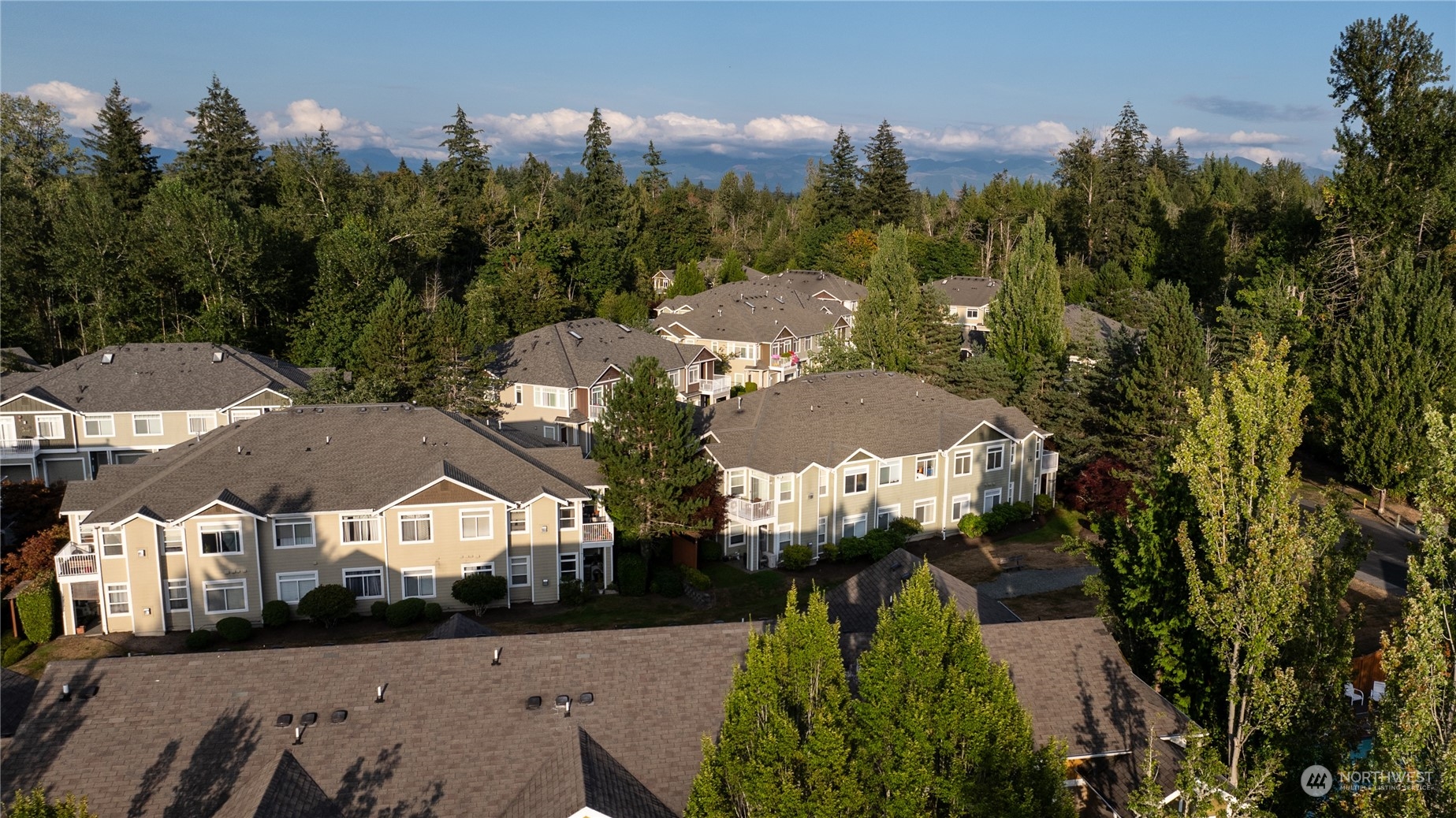 710 SE 240th Way Sammamish WA 98074