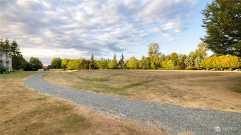 710 SE 240th Way Sammamish WA 98074