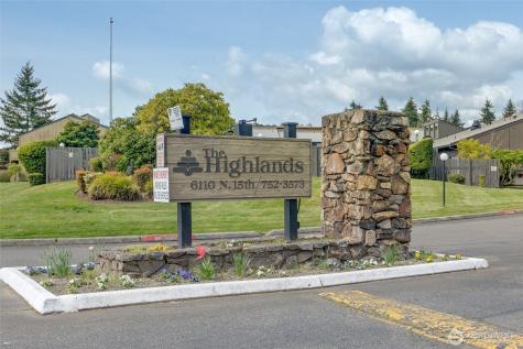 1505 N Defiance Street Tacoma WA 98406