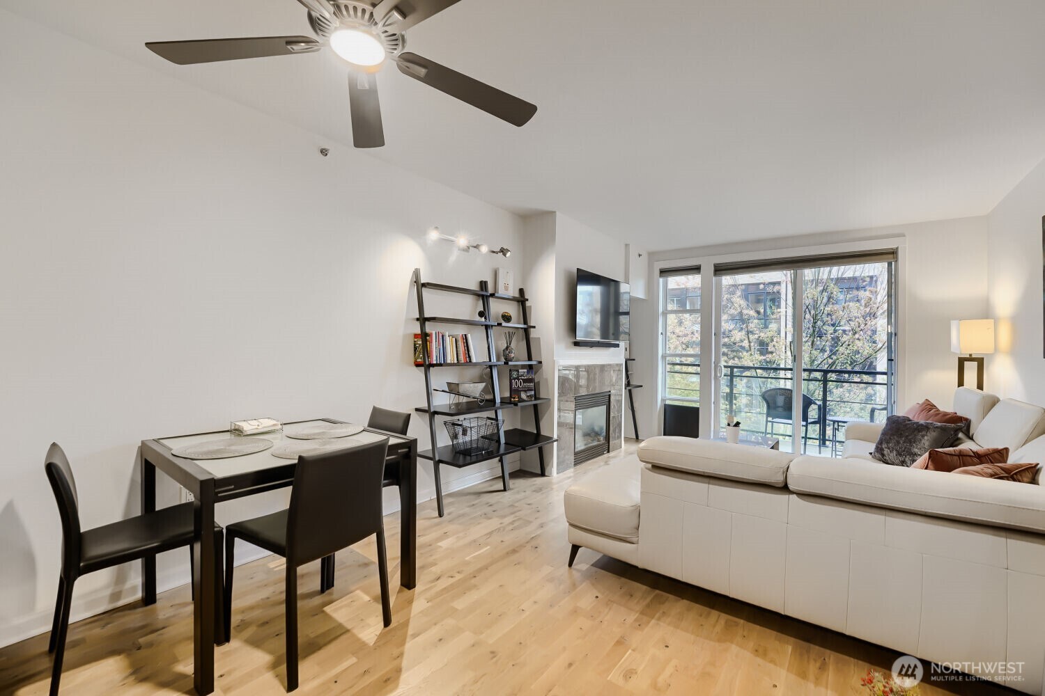 2607 Western Avenue Seattle WA 98121
