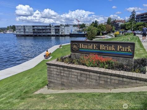733 Lake Street S Kirkland WA 98033