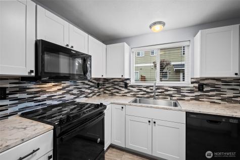 12108 113th Avenue Court E Puyallup WA 98374