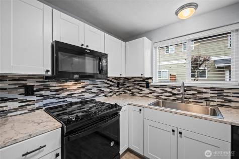 12108 113th Avenue Court E Puyallup WA 98374