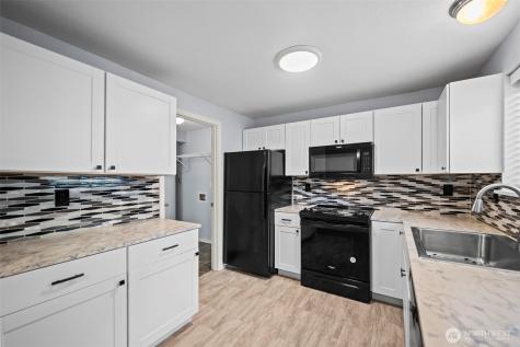 12108 113th Avenue Court E Puyallup WA 98374