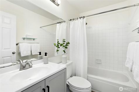 601 12th Avenue NW Issaquah WA 98027