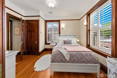 125 Warren Avenue N Seattle WA 98109