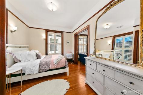 125 Warren Avenue N Seattle WA 98109
