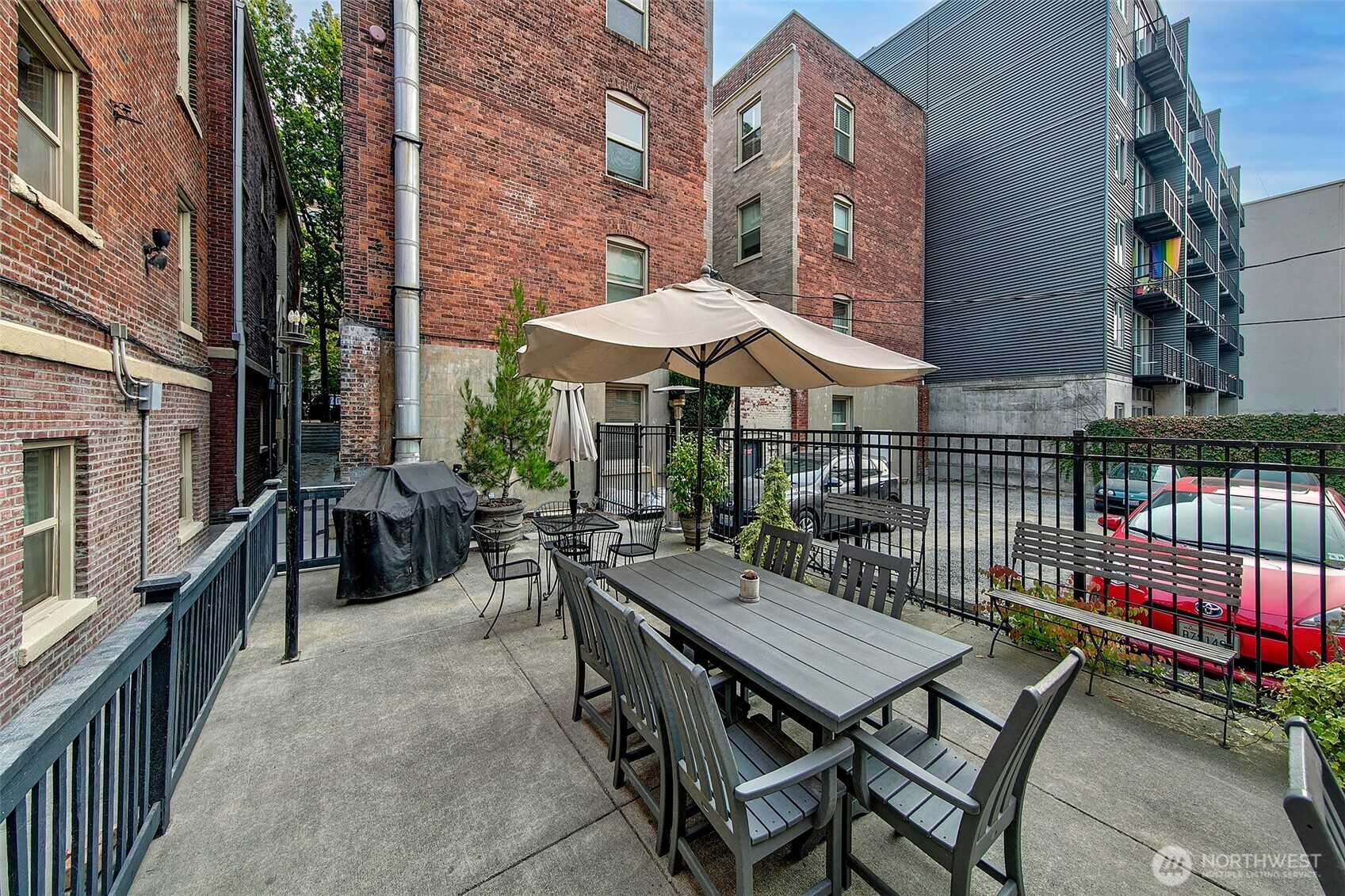 125 Warren Avenue N Seattle WA 98109