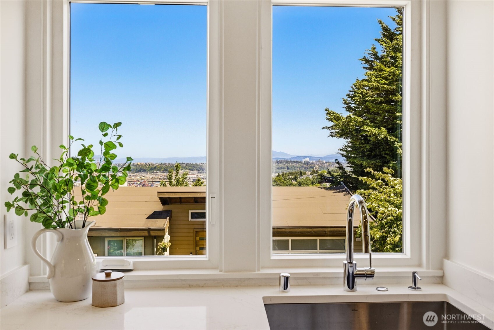 3402 SW Spokane Street Seattle WA 98126