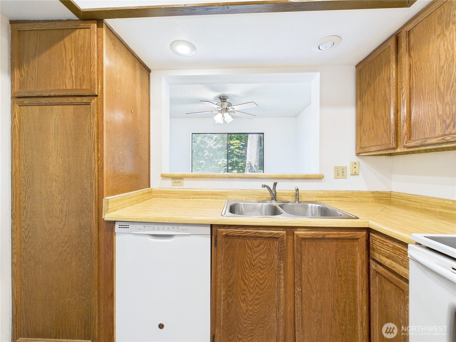 12721 NE 129th Court Kirkland WA 98034