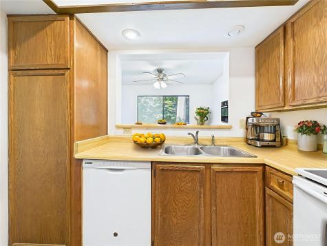 12721 NE 129th Court Kirkland WA 98034