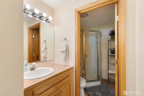 8903 Crescent Bar Road NW Quincy WA 98848
