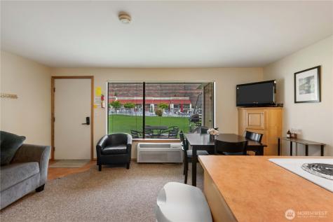 8903 Crescent Bar Road NW Quincy WA 98848