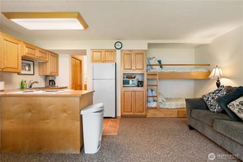 8903 Crescent Bar Road NW Quincy WA 98848