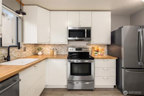 936 W Emerson Street Seattle WA 98119