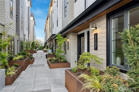 116 2nd Street S Kirkland WA 98033