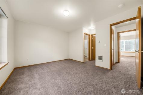 14886 36th Avenue Court E Tacoma WA 98446