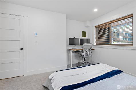 2708 1st Avenue W Seattle WA 98119