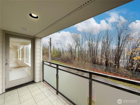 2334 Thorndyke Ave W Seattle WA 98199