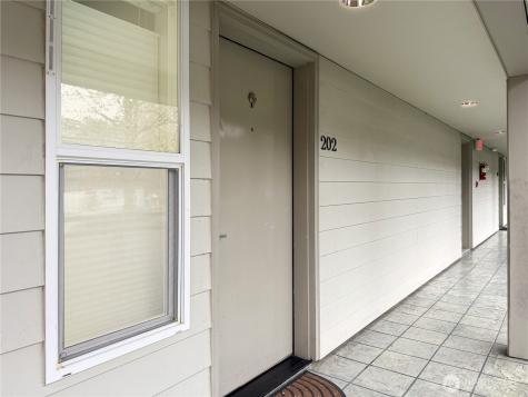 2334 Thorndyke Ave W Seattle WA 98199