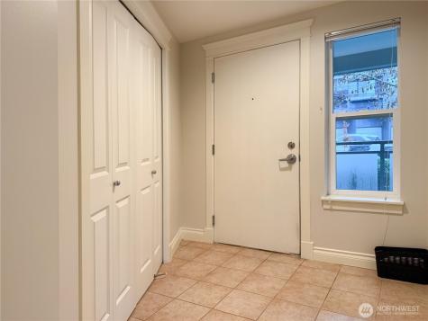 2334 Thorndyke Ave W Seattle WA 98199