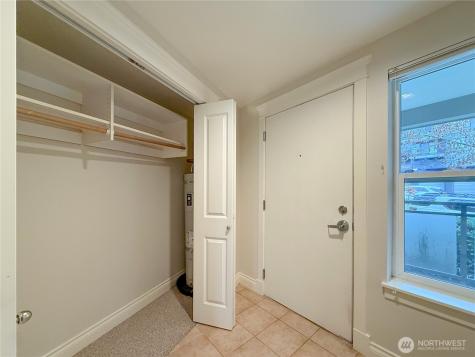 2334 Thorndyke Ave W Seattle WA 98199