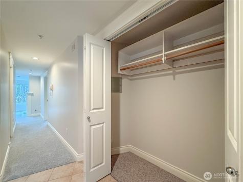 2334 Thorndyke Ave W Seattle WA 98199