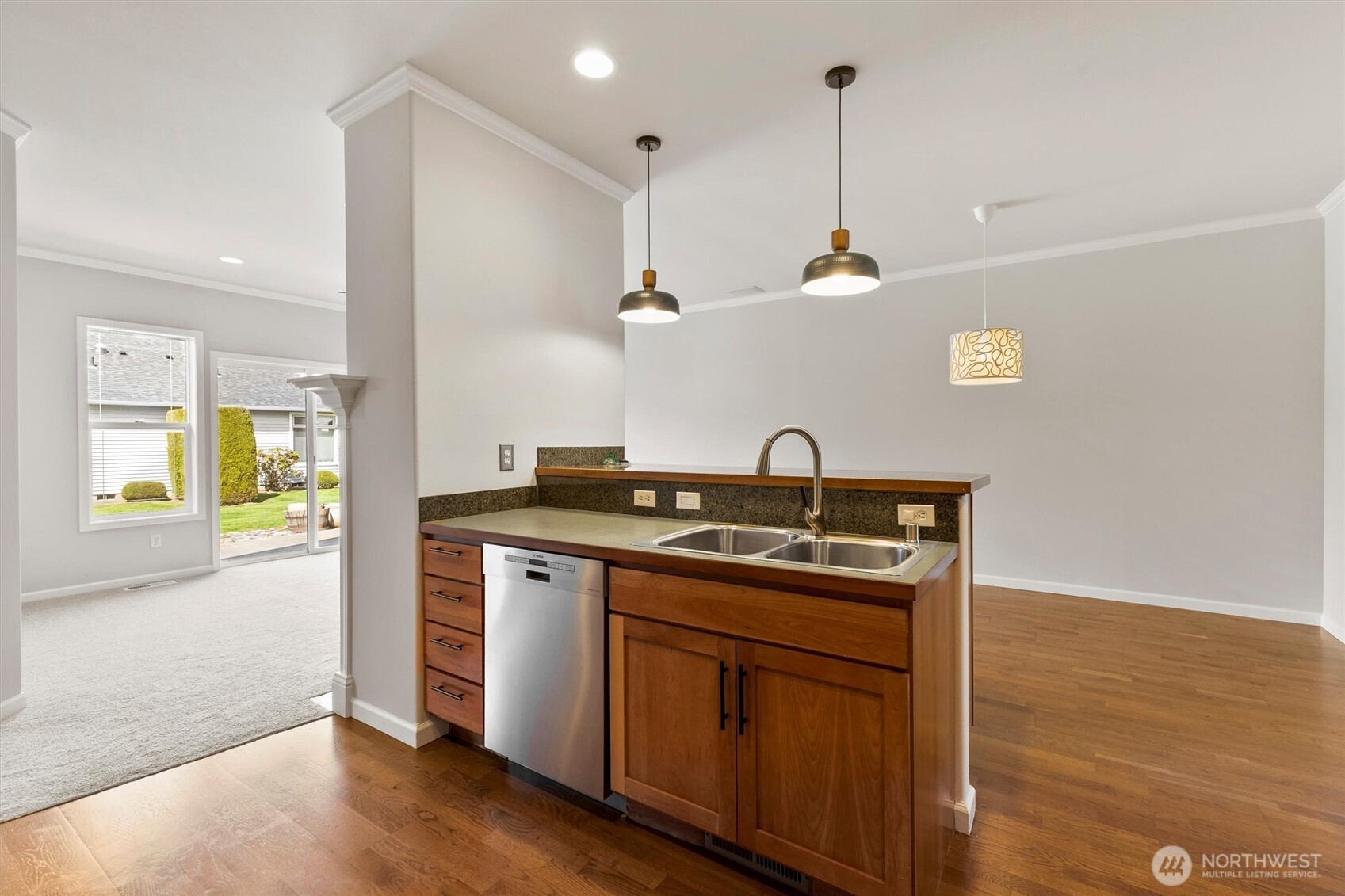 1149 Aaron Drive Lynden WA 98264