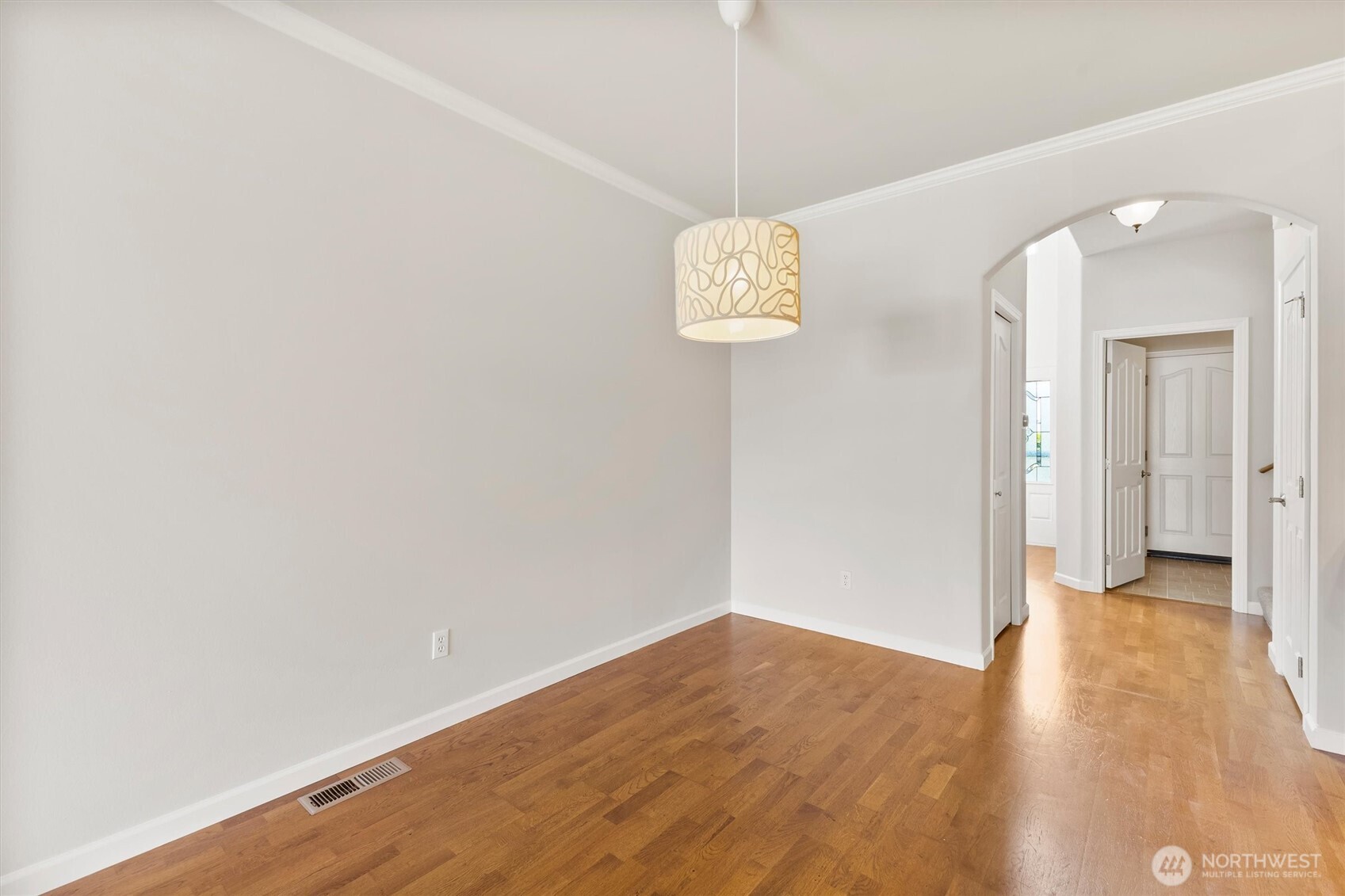 1149 Aaron Drive Lynden WA 98264
