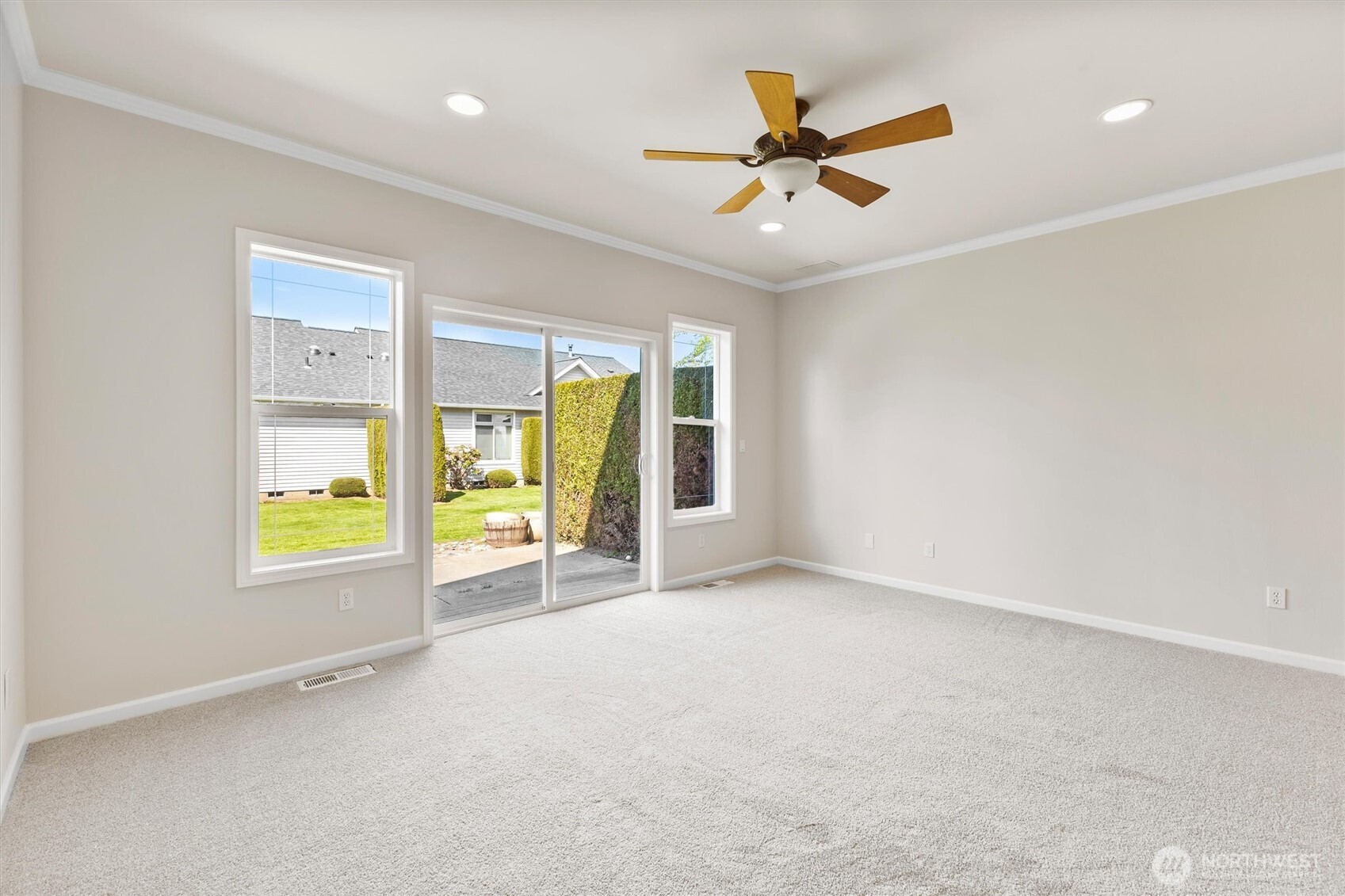 1149 Aaron Drive Lynden WA 98264