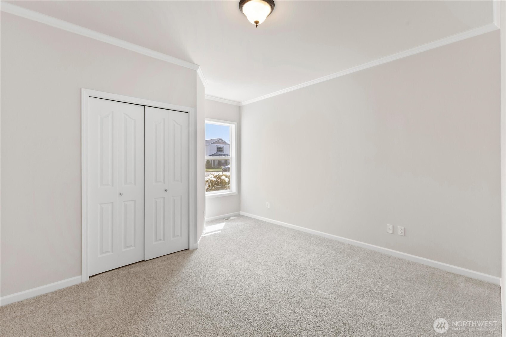 1149 Aaron Drive Lynden WA 98264