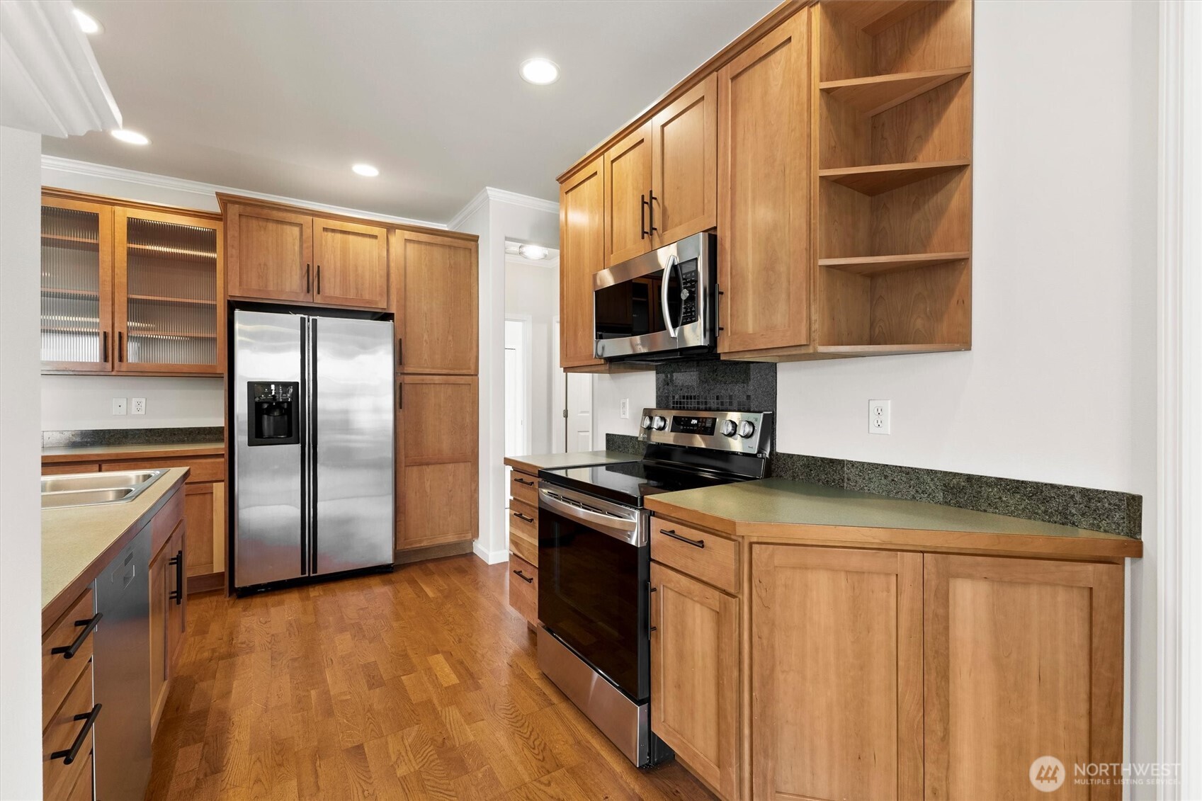 1149 Aaron Drive Lynden WA 98264