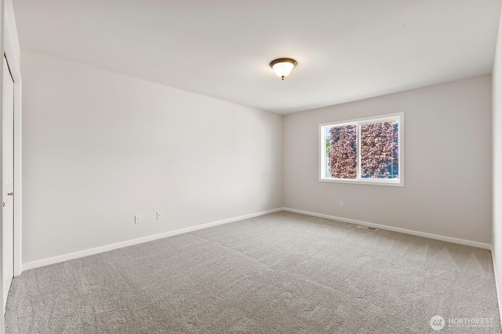 1149 Aaron Drive Lynden WA 98264