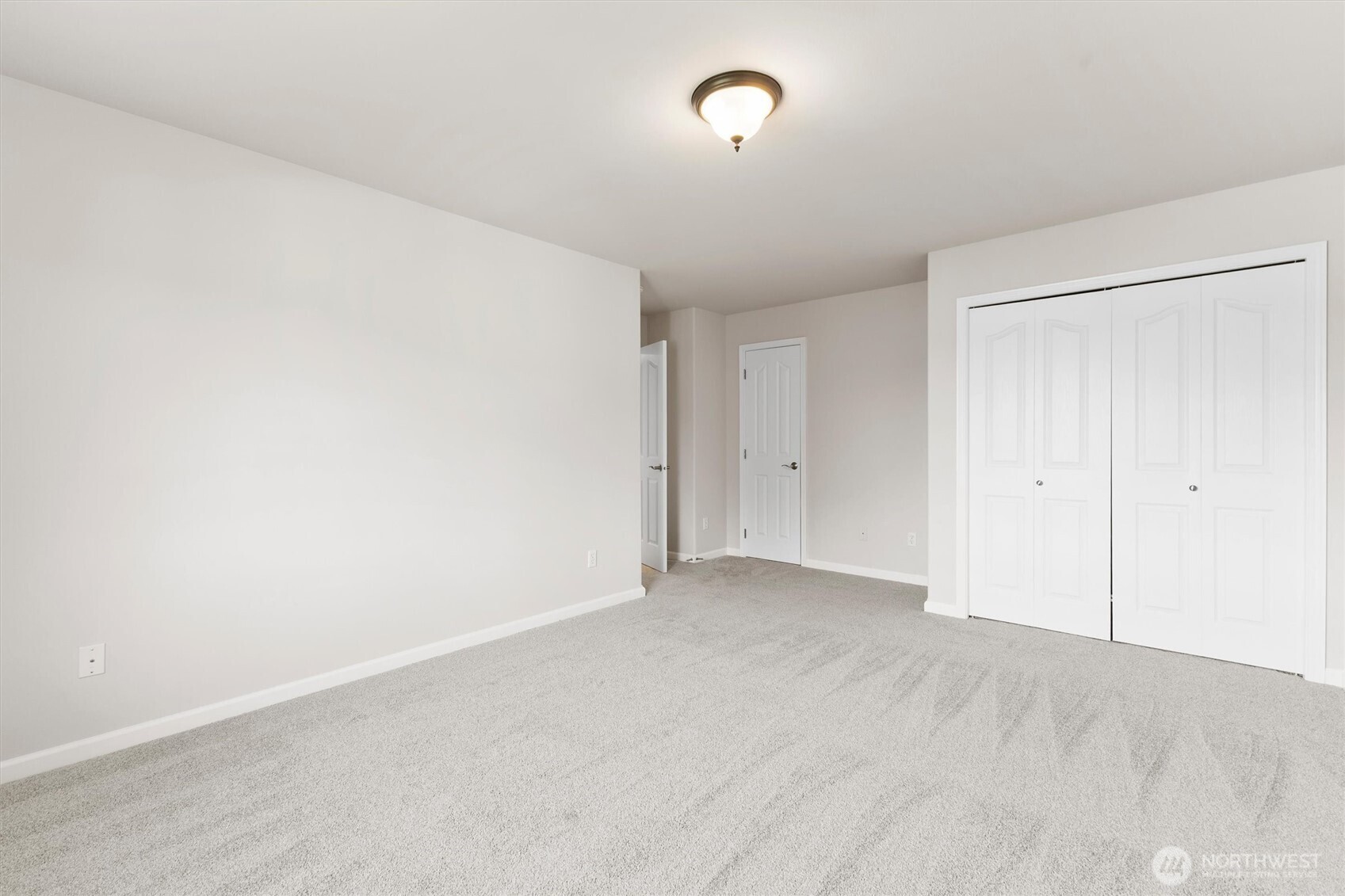 1149 Aaron Drive Lynden WA 98264